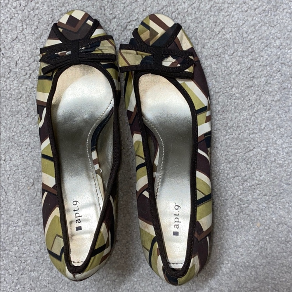 APT 9 heel